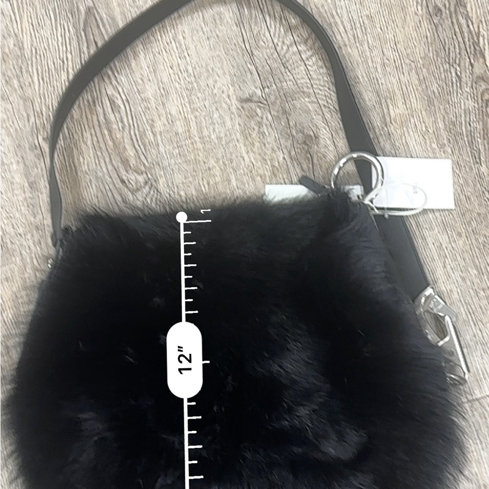 Burberry night bag, brand new with tags - Picture 9 of 14